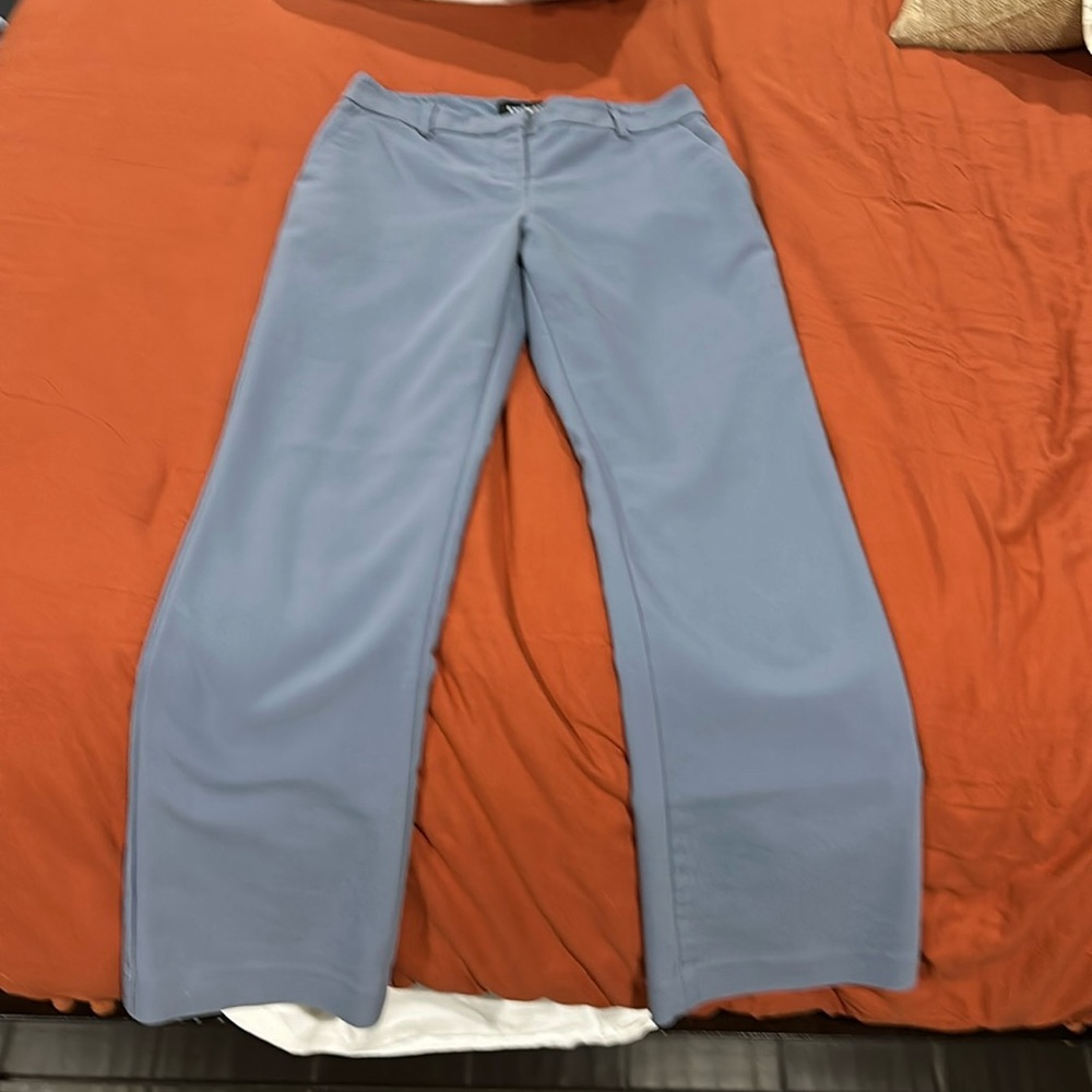Light Blue Express 2 Short columnist barely boot cut mid rise dress pants